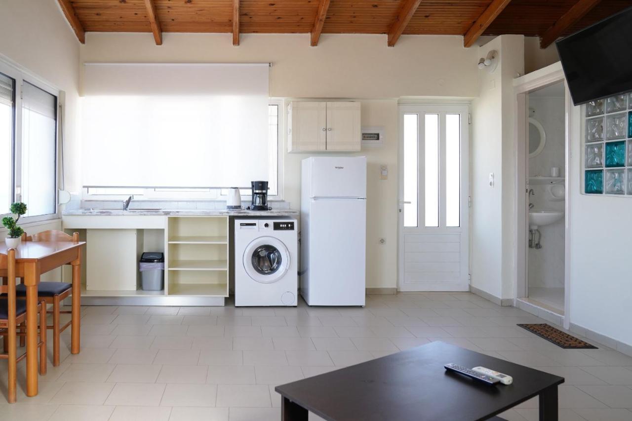 Stalós Cozy Corner Vs Beachfront מראה חיצוני תמונה